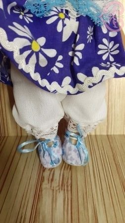 Маленькие ботиночки для куклы