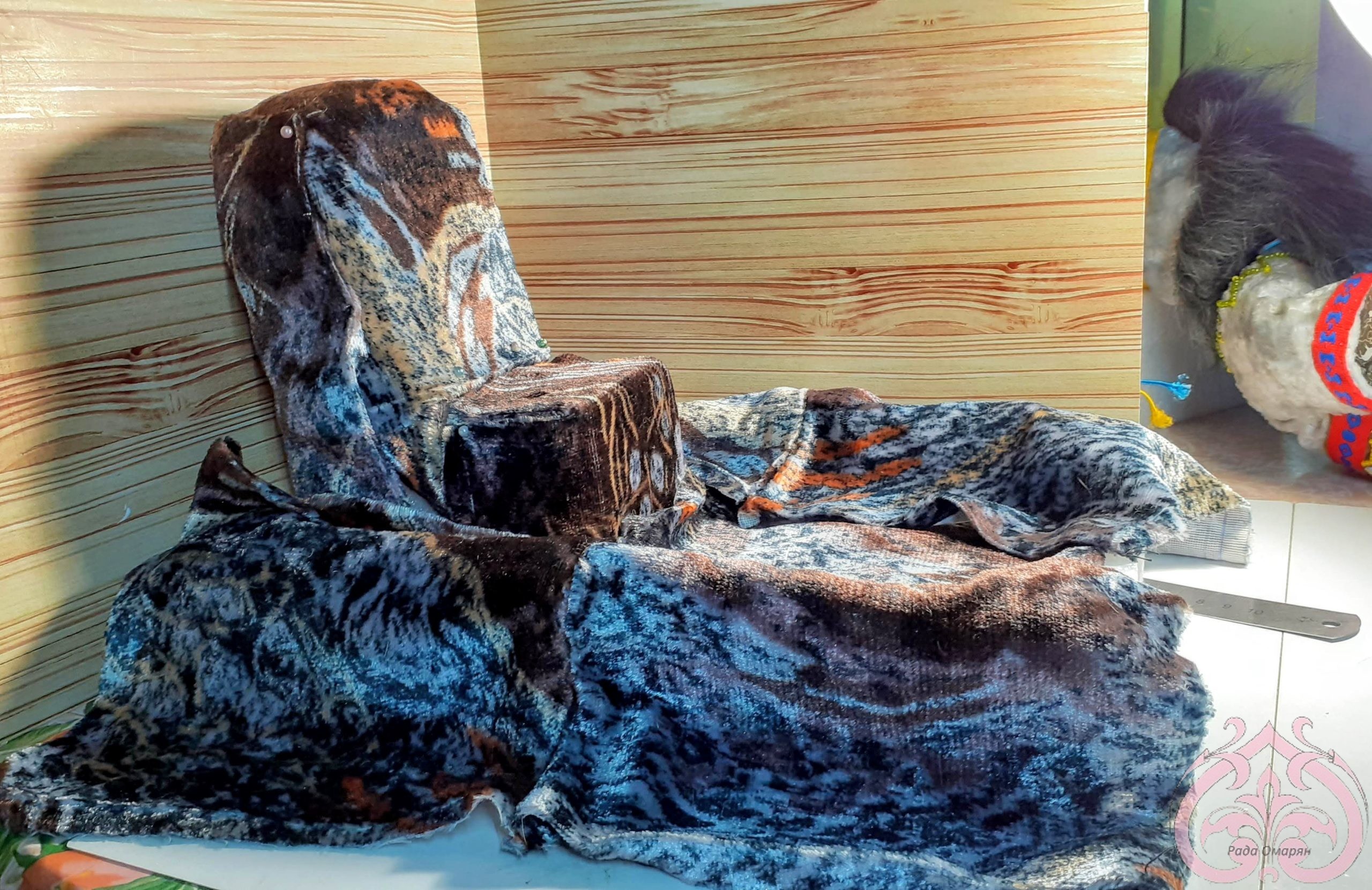 Обтягивание тканью формы сидения для шамана